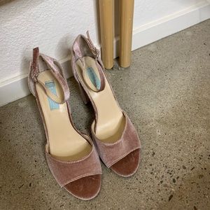 Betsey Johnson Velvet Heels, dusty pink
